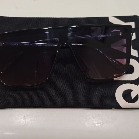 Quay Australia Nightfall Shield Shape Sunglasses main image 8